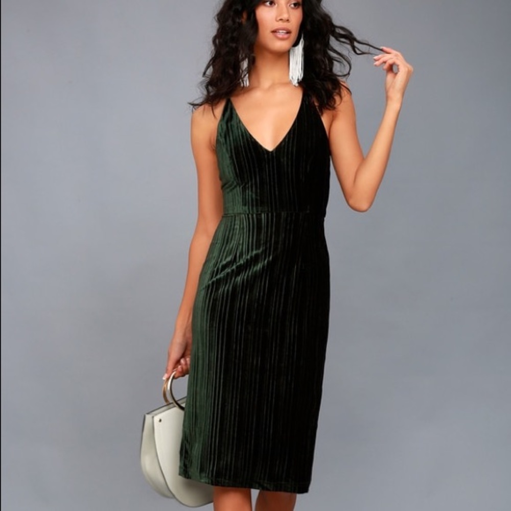 Green Velvet Bodycon Midi Dress
